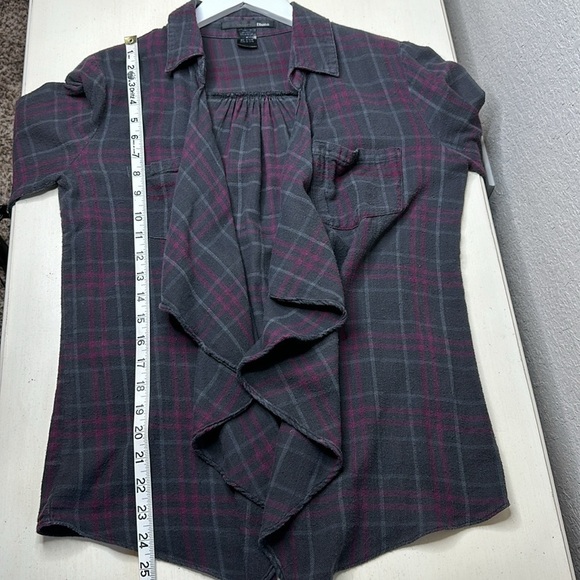 Ellison Open Front Fly Away Flannel Shirt Size Medium - Picture 8 of 9